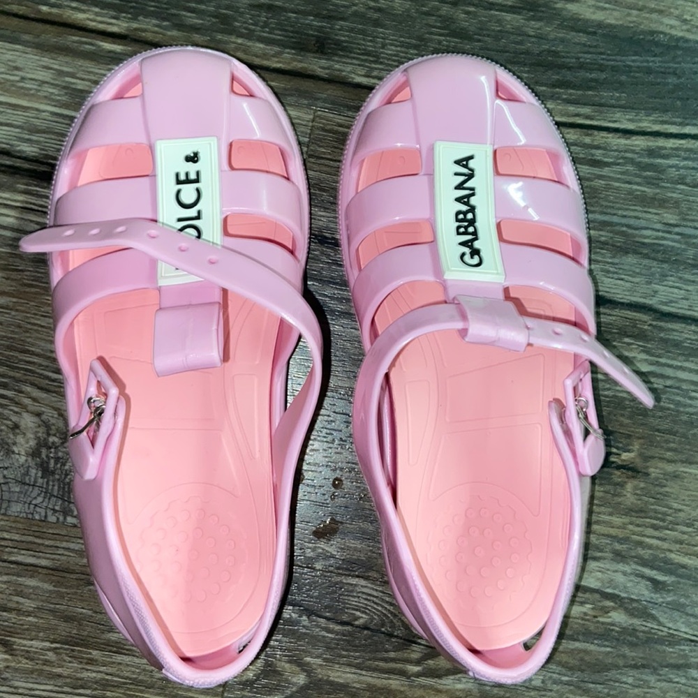 Dolce & Gabbana Jellies SIZE 12 little girls. Comes with mesh bag